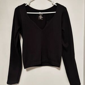 Black Long Sleeve Low Cut Crop Top